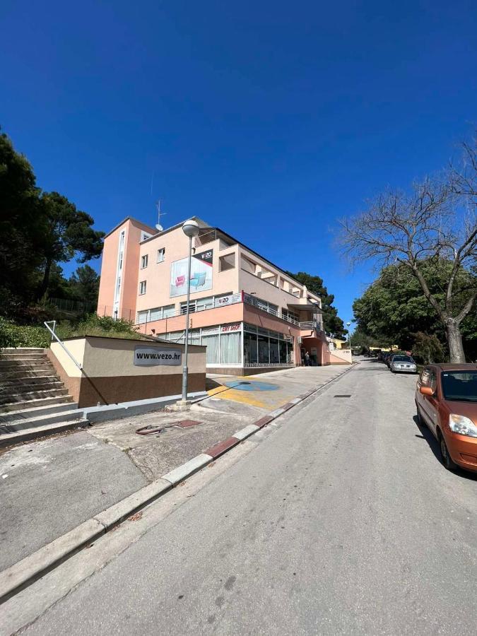 Apartmani Lorena Pula Extérieur photo
